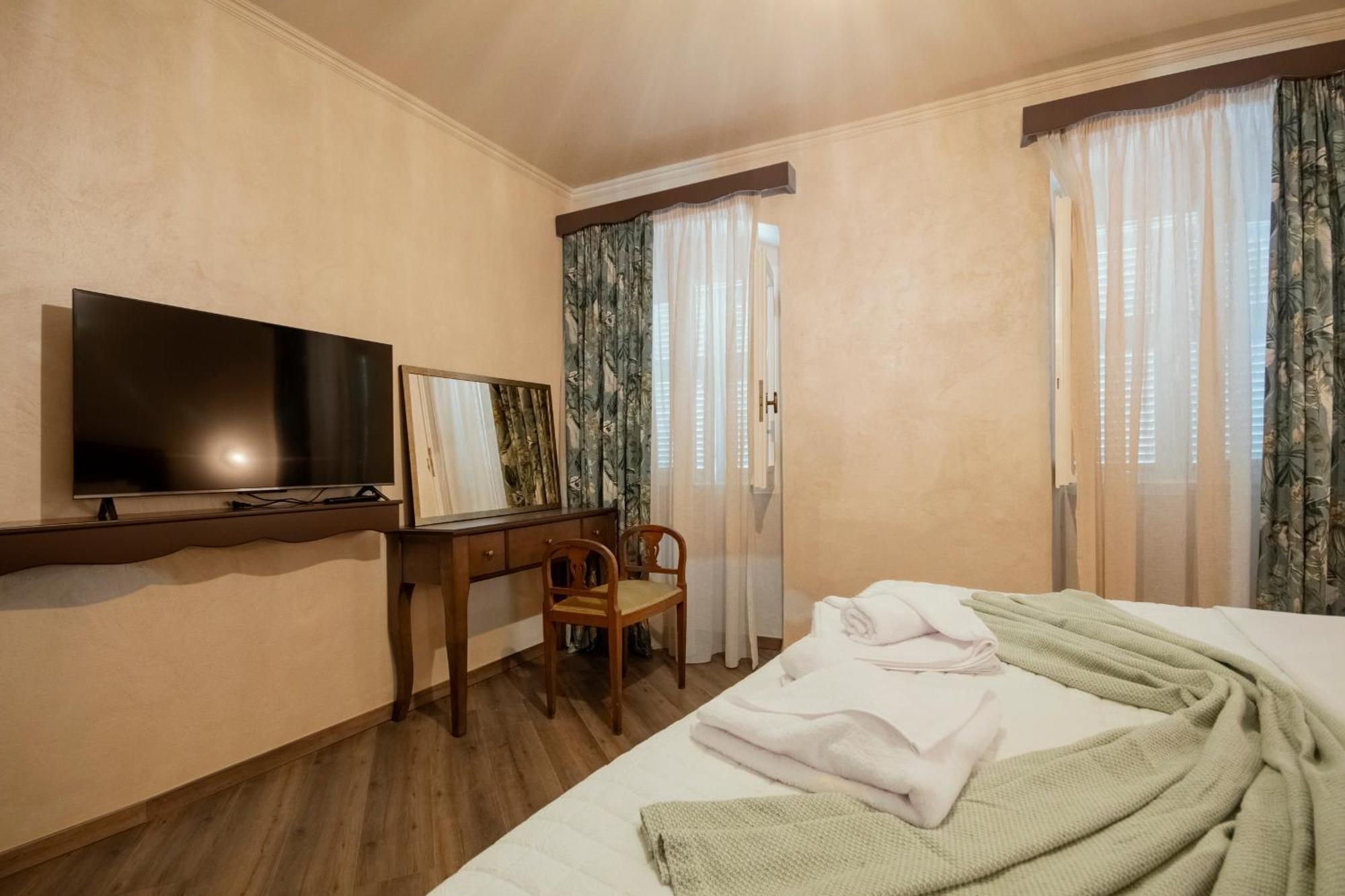 Appartement Skalinada House By Loc Hospitality à Corfu  Extérieur photo